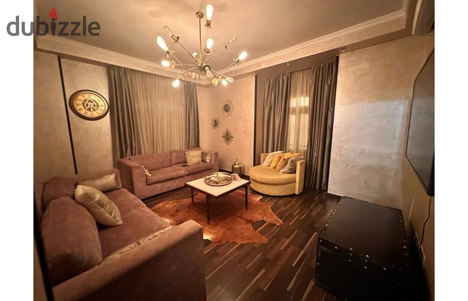 Apartment 400m semi furnished for sale in al shouyfat new cairo 4