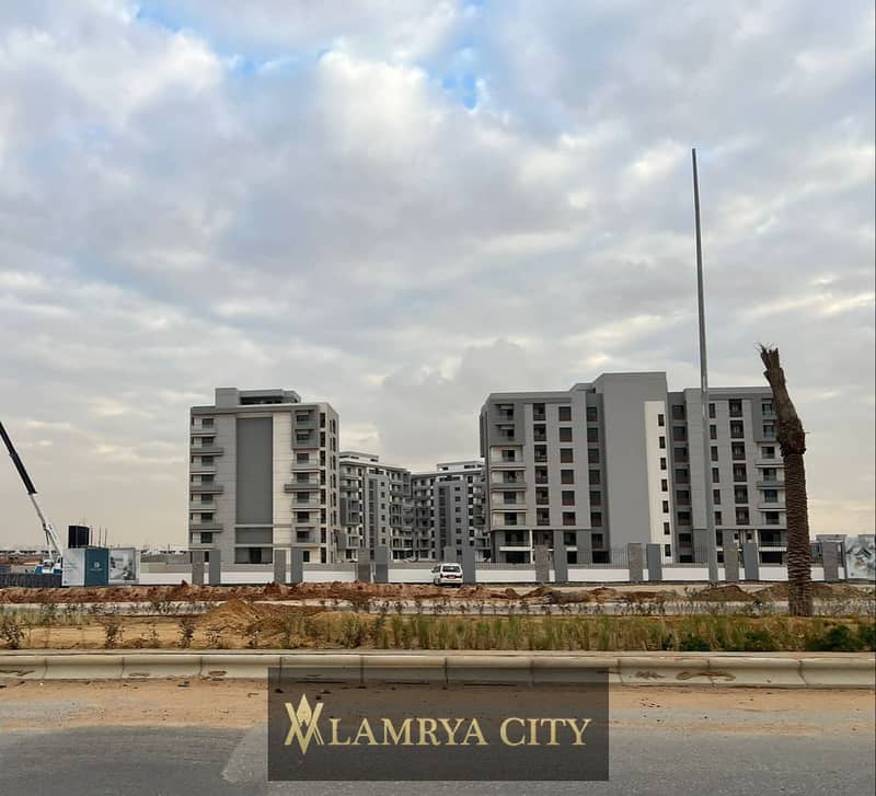 Apartment for sale in the New Administrative Capital at Boliver Compound ground floor with a garden, for 2.5 million less than the company's price. 2