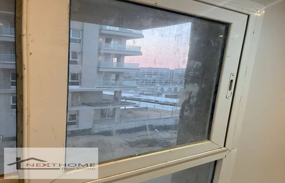 Apartment for sale in Mountain View iCity Compound, New Cairo, immediate delivery and full installments 31