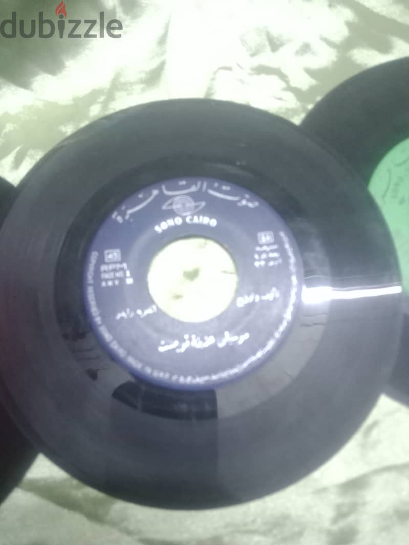 4 اسطوانات من الزمن الجميل 1970 بحاله ممتازه 7