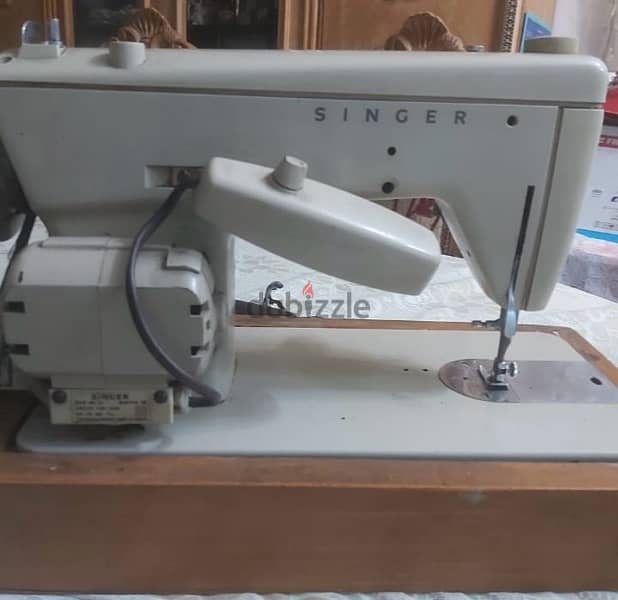 Vintage Singer Sewing Machine ماكينة خياطة انتيكة ماركة سينجر 3