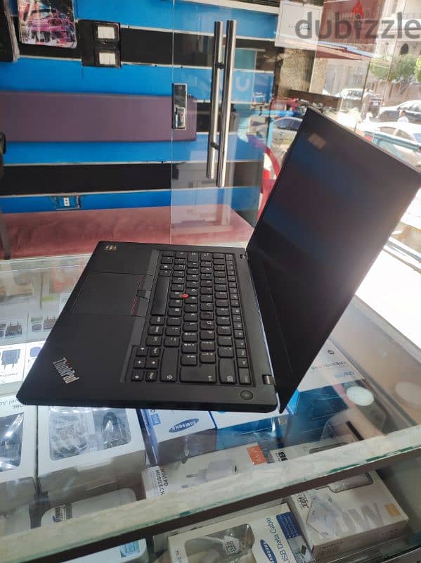 لاب توب Lenovo حالى ممتازة 1