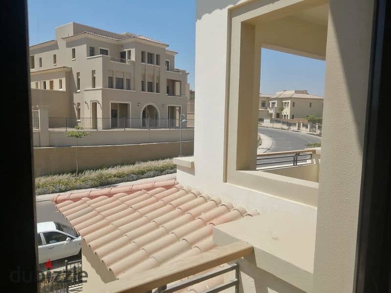 Standalone resale fully finished in Uptown Cairo 2