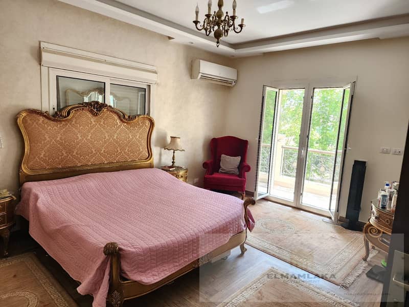 Villa for Sale in Royal City Compound, Sheikh Zayed – Immediate Delivery  Independent villa ready for move-in in Royal City, located next to Hyper One 4