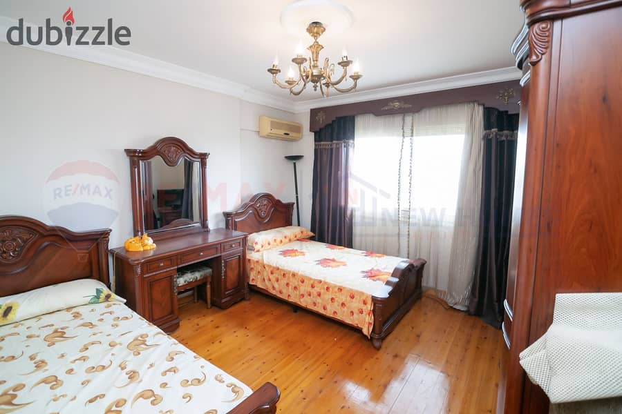 Apartment for sale 240 m Kafr Abdo (Sakina Bnt Al-Hussein st. ) 12