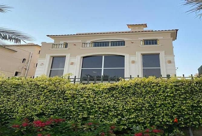 Immediately inspect and receive a townhouse villa in the heart of El Shorouk with installments 4