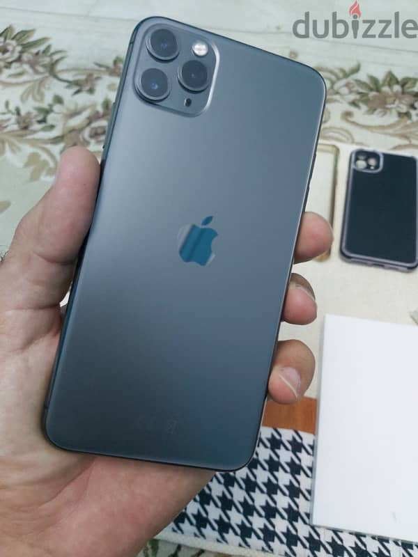 iPhone 11 Pro Max 256 البدل باندرويد عالى 7