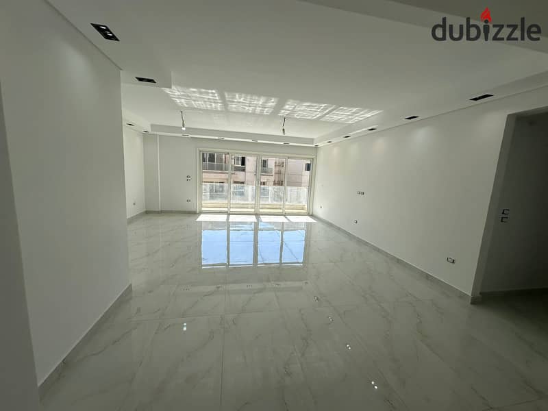 Apartment for sale in mountain view i city, new cairo 11