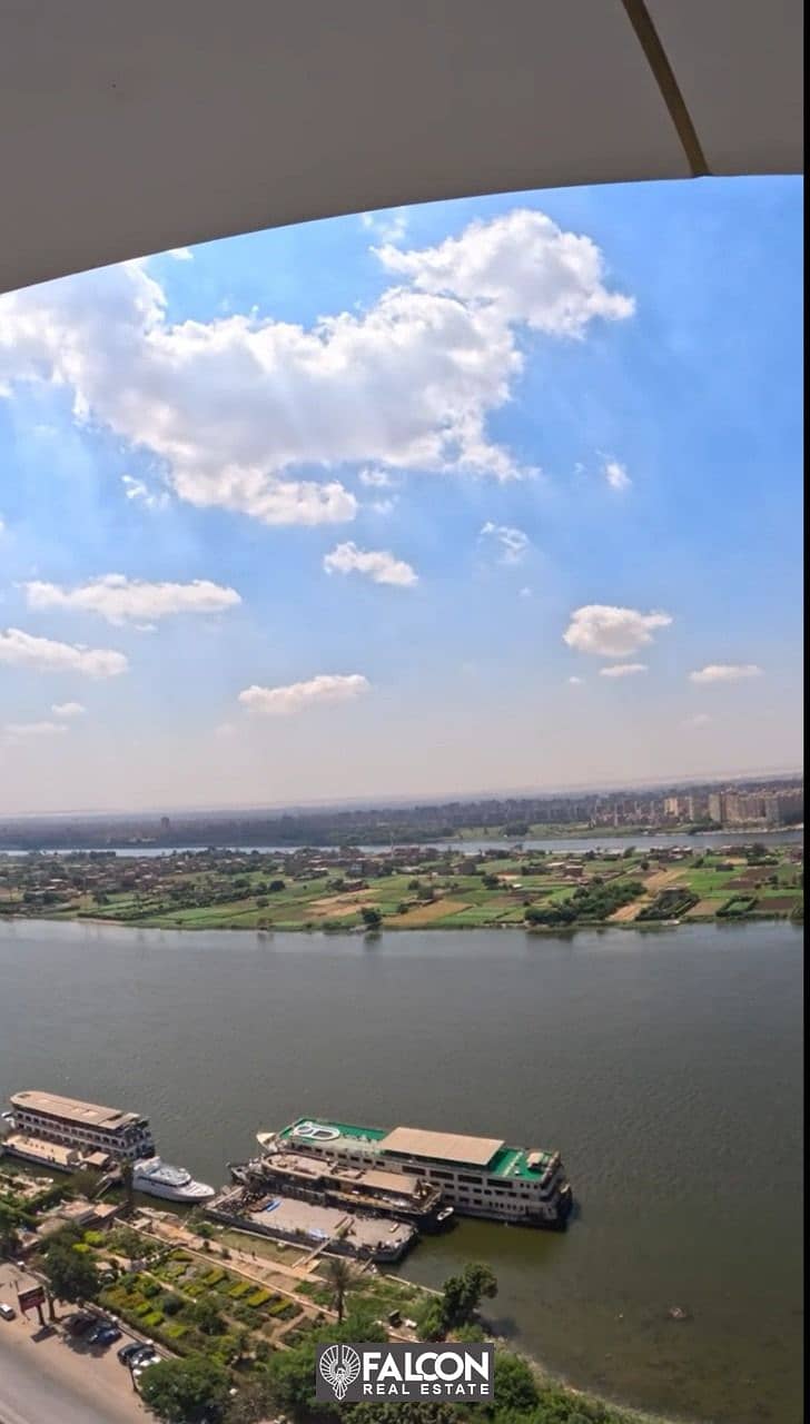 Luxurious hotel suite on the Nile, immediate delivery, fully finished, in the Nile Pearl Hotel Towers, with a double panoramic view of the Nile 9