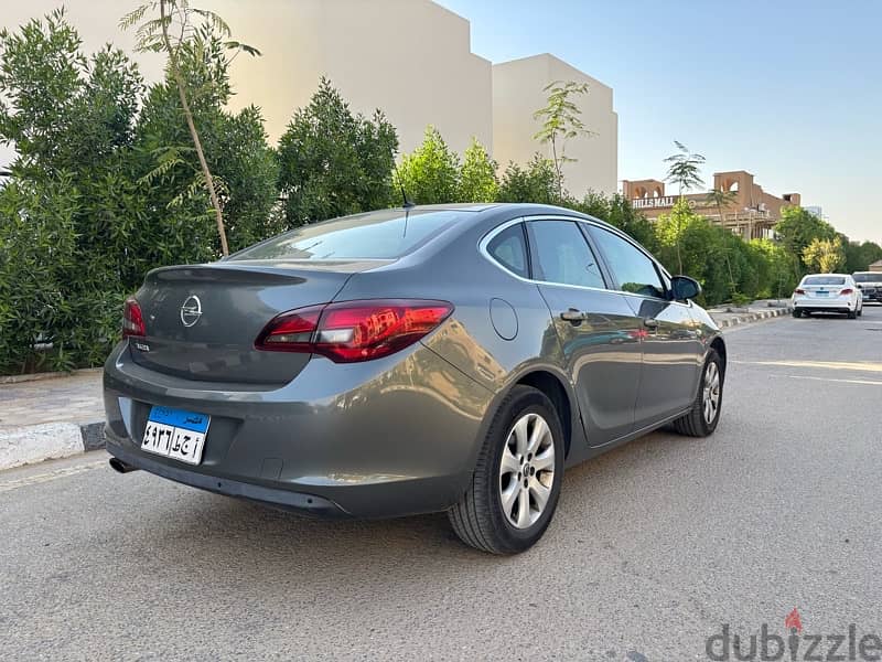 Opel Astra 2020 3