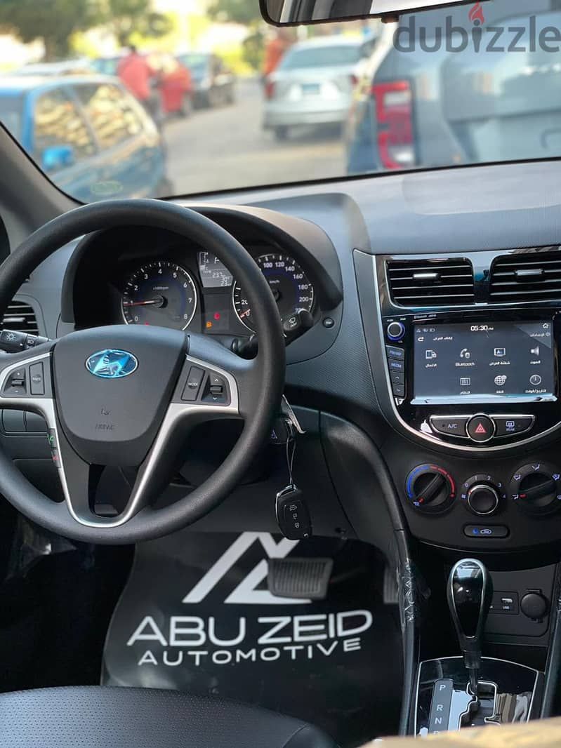 Hyundai Accent هيونداي أكسنت 2025 3