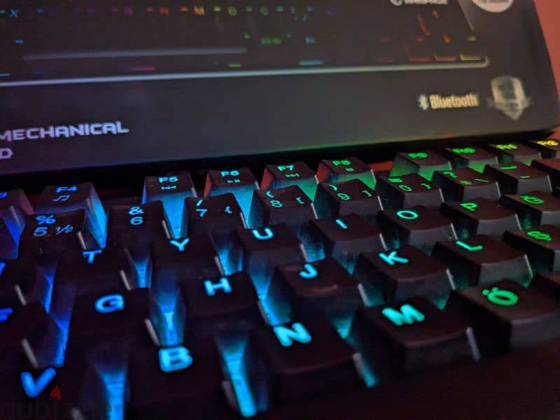 Original Gaming RGB Wireless Mechanical Keyboard كيبورد جيمينج ار جي ب 2