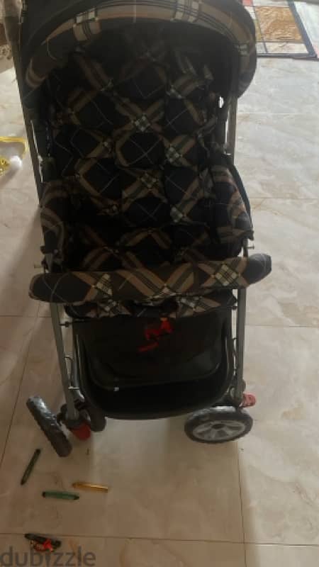 baby stroller like new jonior brand عربيه اطفال ممتازه 9