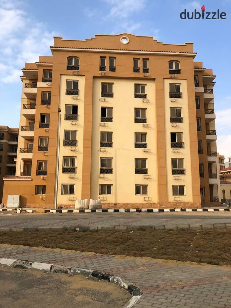 Apartment for sale 145 meters in a compound at a snapshot price 11