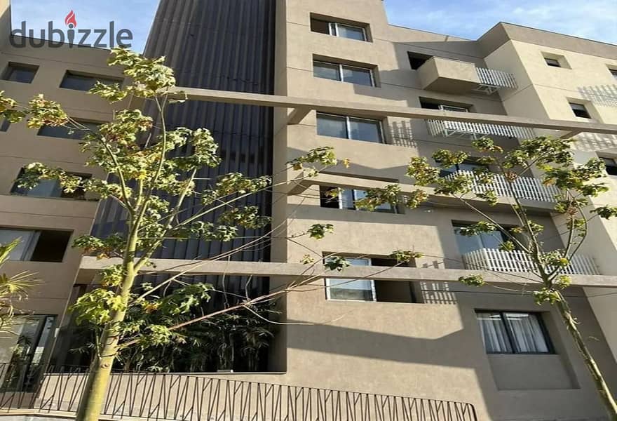 بنتهاوس للبيع فى قلب التجمع بأجمل فيو  على حمام السباحة و لاند سكيب فيليت | V-residence , villette 4