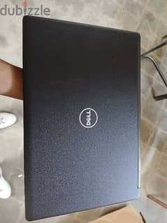 Dell Precision 3520 0