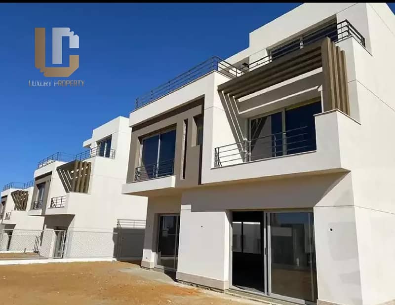 Hot Price Villa Townhouse for Sale Very prime location Highest elevation in Compound Installments Less tahn Developer Price Palm Hills New Cairo 8