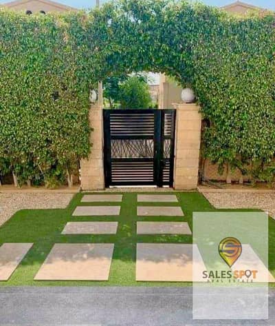 Apartment with private garden for sale in a distinctive location next to Madinaty and minutes for the fifth settlement