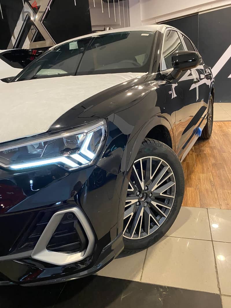 Audi Q3 أودي كيو 3 2024 4