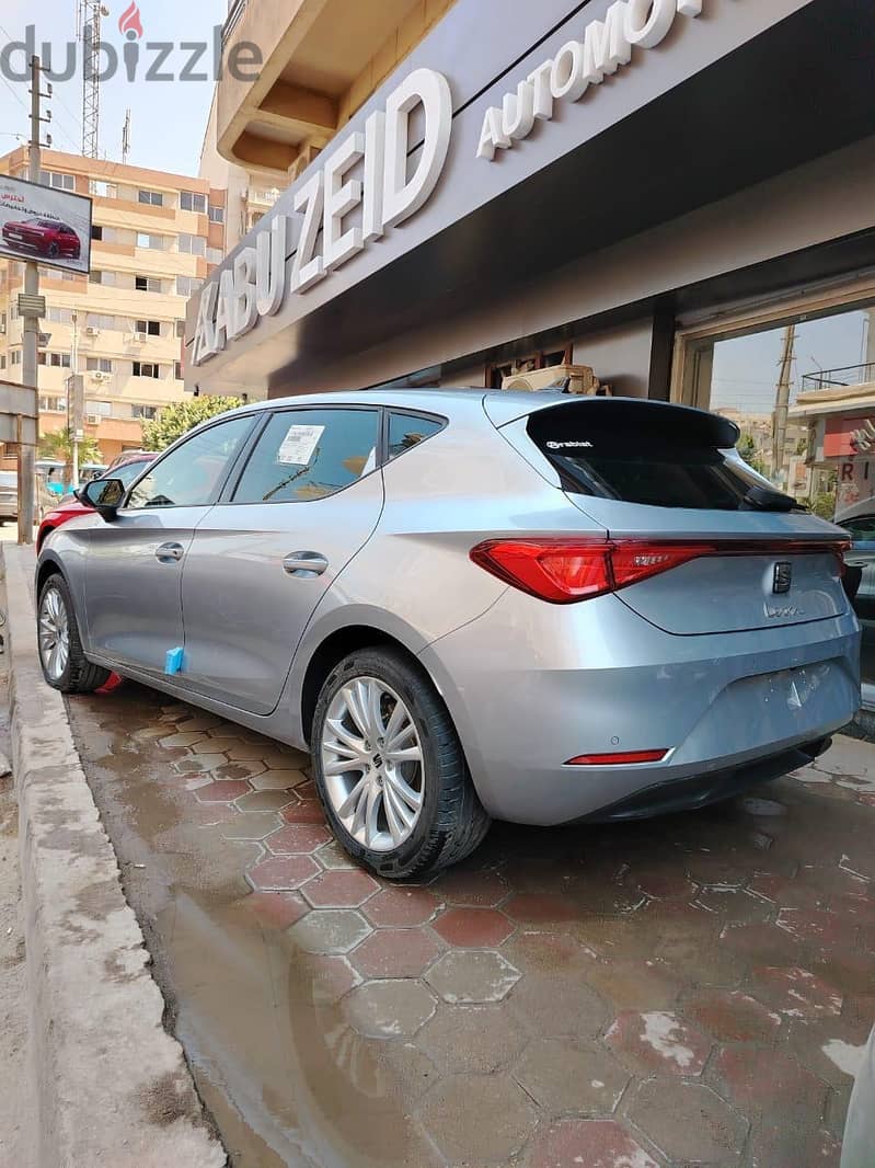 Seat Leon سيات ليون 2024 5