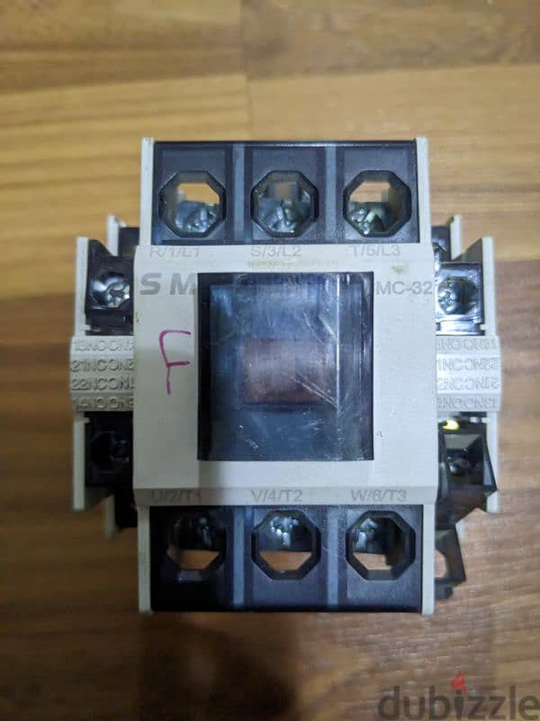 ٢ contactor كونتاكتور مصاعد مصعد اسانسير و٢ اوفرلود ستارة ضوئية فوتوسل 4