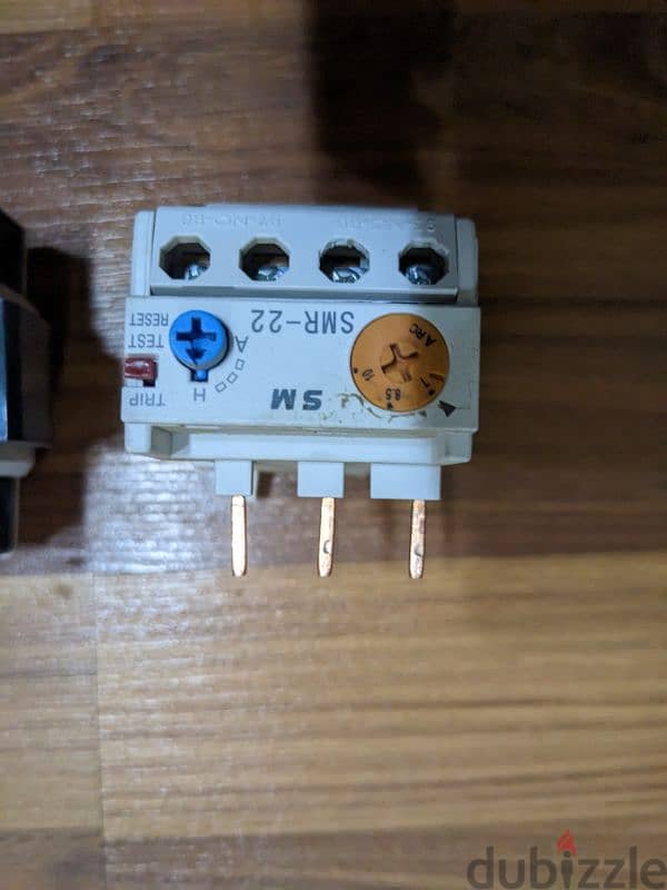 ٢ contactor كونتاكتور مصاعد مصعد اسانسير و٢ اوفرلود ستارة ضوئية فوتوسل 6