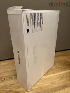 Macbook Air M2 -13.6 inch - NEW SEALED 0