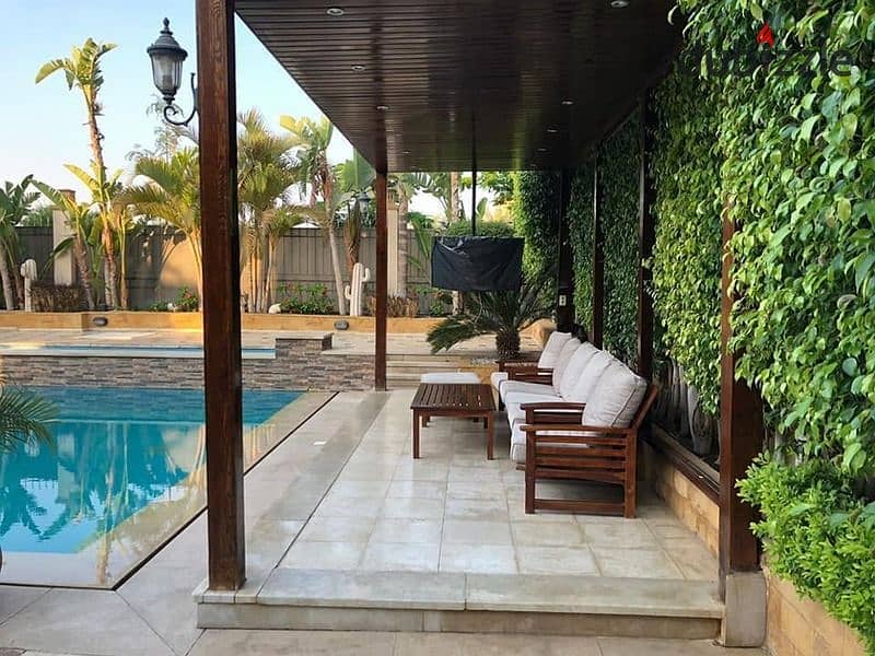 Independent villa for sale 294 m + private pool ready for viewing in installments in Stone Park New Cairo Compound 2