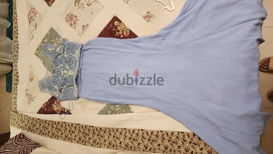 soiree dress used once   فستان سواريه استعمال مره واحده حاله ممتازه