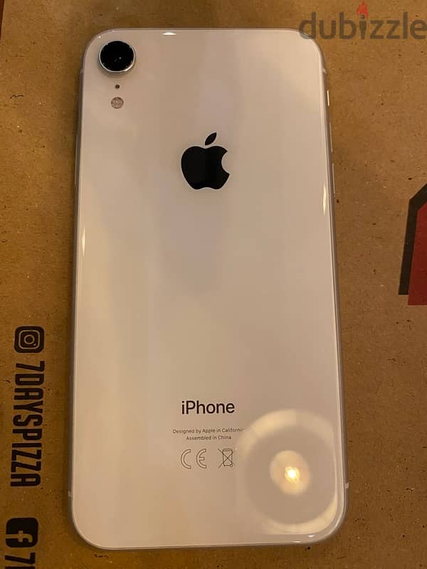 iphone xr used 128g white 1