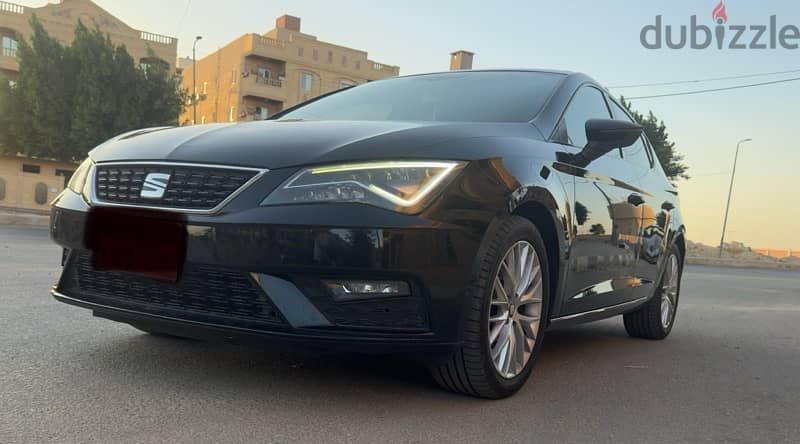 Seat Leon FR 2018 / فبريكا / صيانات توكيل 2