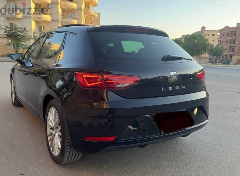 Seat Leon FR 2018 / فبريكا / صيانات توكيل 14