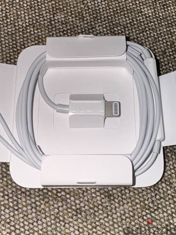 Sealed original Apple Lightning Earpods. 1