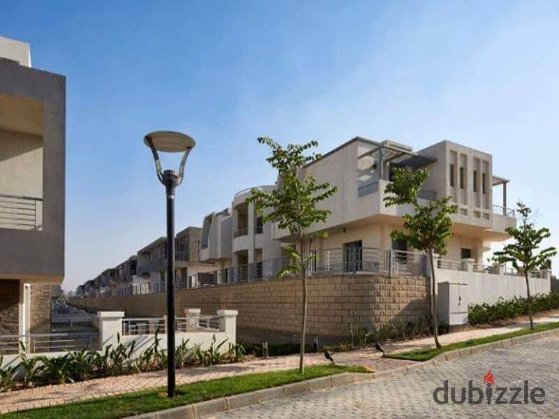 Apartment for sale in front of Cairo International Airport in the first settlement, New Cairo 2