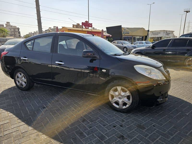 Nissan Sunny 2014 1