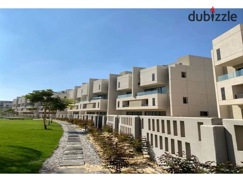 3 bedroom apartment for sale at a special price, landscape view, fully finished, in Al Burouj Al Shorouk Compound. 5