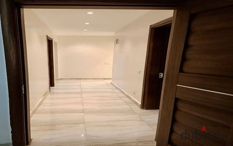 For sale apartment 130 m (resale) fully finished in Tag Sultan Ready to move 4