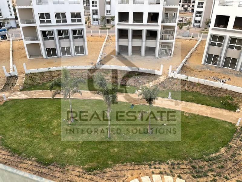 Direct on land scape Duplex with garden 80 m for sale in Hyde Park prime location 5