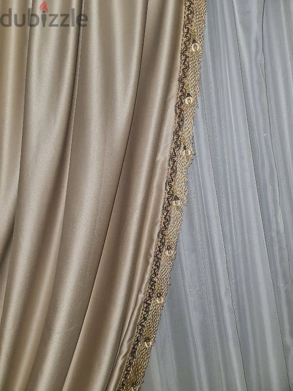 curtains 3