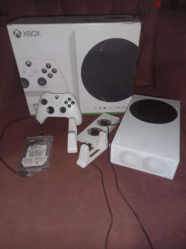 Xbox Series S + Fc25 + 2m. Game pass + Hard 500Gb + Colling fan 0