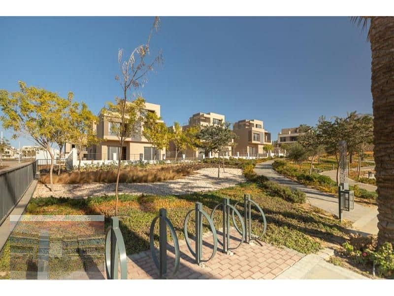 Apartment for sale prime location with good view in palm hills 3