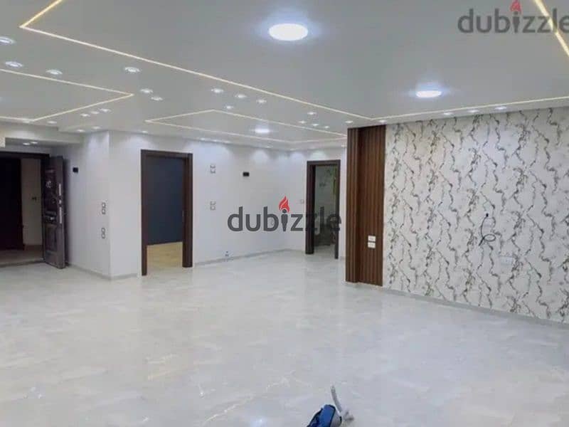 Super  deluxe  finished  rental  office  on  Maadi  Ring  Road  Area  120  m 2