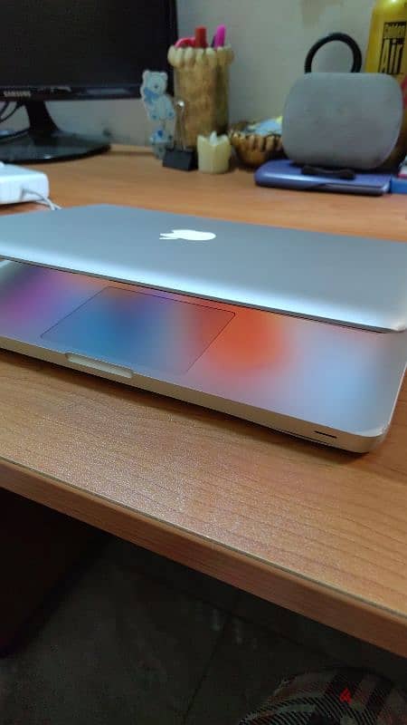 mac book pro 2011 2