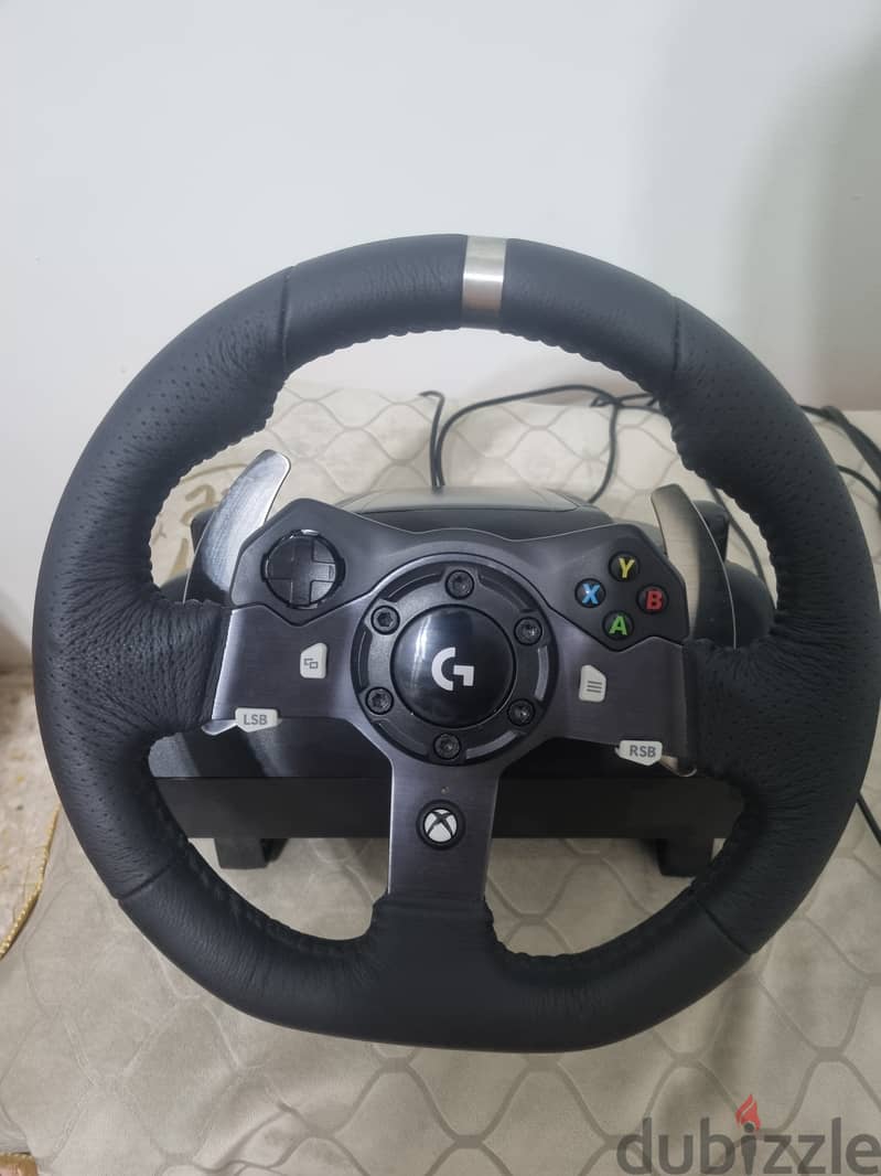 logitech G920 steering wheel 1