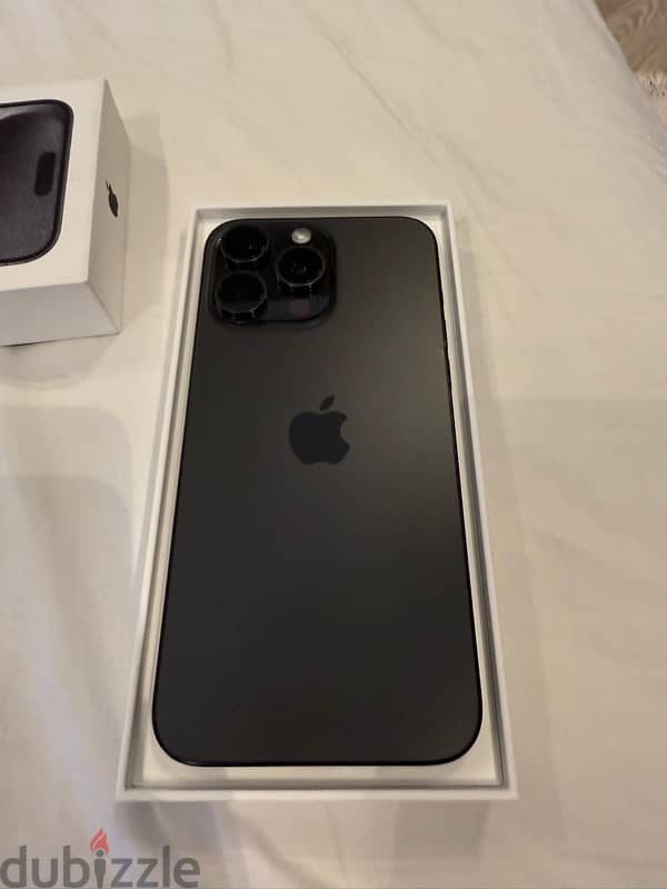 iphone 15 pro max  Black 7