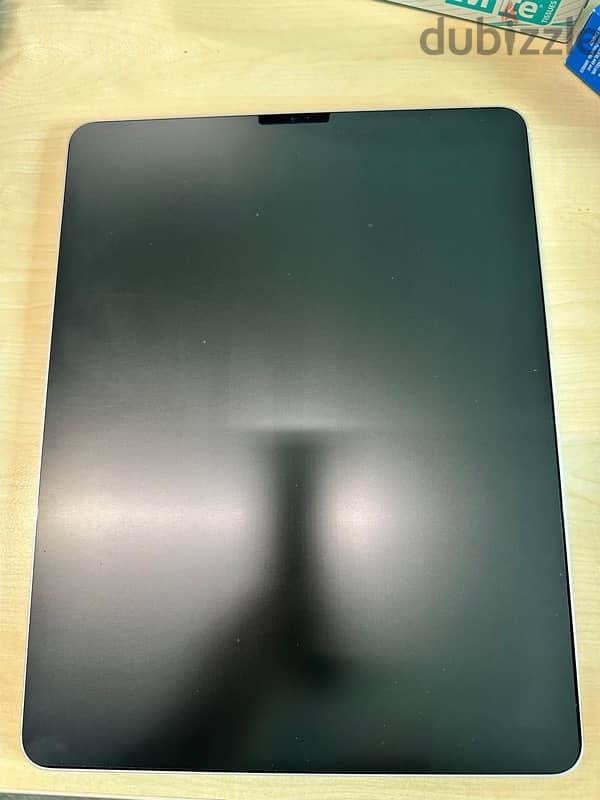 iPad pro 12.9 6th generation 1