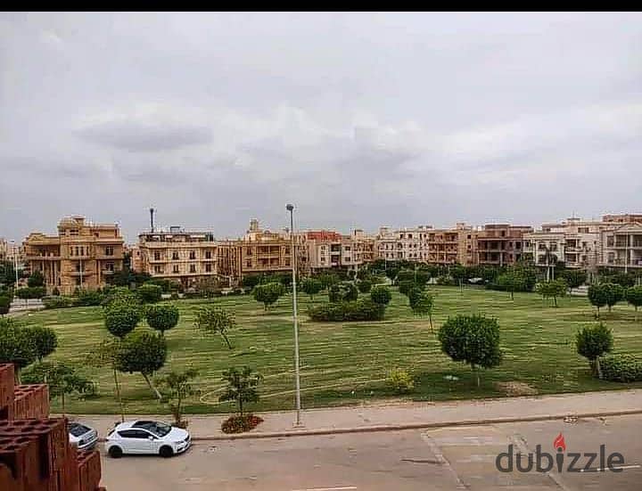  Apartment available for sale in Al Nakheel Compound  Location features near Gate 5  Wadi Degla Club and Lulu Market  Area 330 m   Divis 2