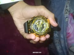 ساعه G_shock دهبي الاستيك اسود 0