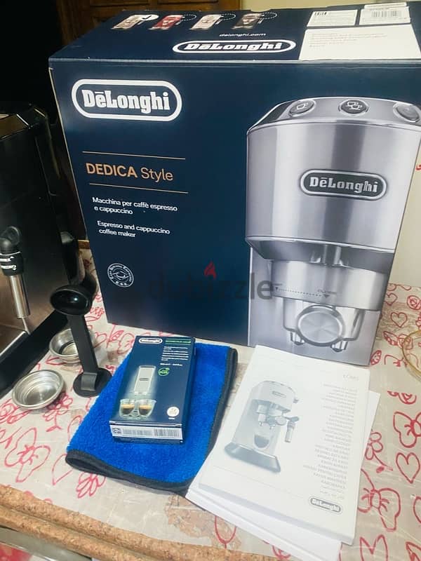 ماكينه قهوه ديلونجي ديديكا Delonghi Dedica EC685 4