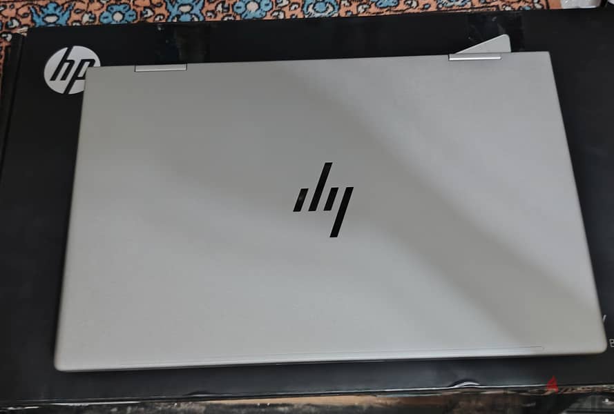 أتش بي Envy 1x2 جديد زيرو Hp Envy X360 i5 1335u 8g 15.6" 512g 0